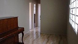 Apartamento Arejado Em Bom Estado Com 3 Quartos Localizado No Estoril