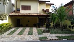 Maravilhoso Sobrado Todo Espaçoso Com 3 Suítes, Quintal Com Churrasqueira E Piscina