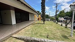 Vendo Casa Linear Com 3 Quartos  Próxima Ao Centro De Campo Grande - Rj