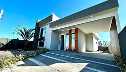 Casa Nova Com Duas Suítes   ***   Ótima Localização   ***   Araranguá / Sc