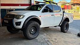 Mitsubishi L200 Triton Gl 3.2 Cd Tb Int. Dies. Mec. 2017