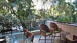 Charmosos Apto 160 M², 4 Quartos, Grande Terraço, Rua Arborizada; Em Casa Amarela
