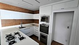 Apartamento Com Arquitetura Diferenciada E Moderna