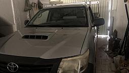 Hilux Cs 2015 - Carroceria De Madeira