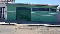 Casa Com 03 Dormitórios