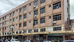 Apto No Ed. Victor Iv - Cidade Velha.