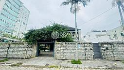 Casa Para Aluguel Tem 600 Metros Quadrados Com 5 Quartos Em Praia Brava De Itajaí - Itajaí