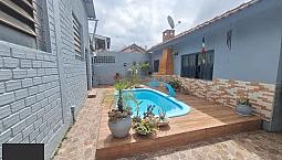 Casa Com 2 Dormitórios, Sendo 1 Suíte E 2 Vaga De Garagem Coberta Em Canoas.