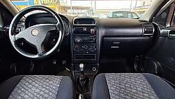 Vendo Astra Ano 2000