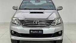 Toyota Hilux Sw4 Srv D4-D 4X4 3.0 Tdi Dies. Aut