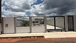 Casa Em Condomínio Fechado À Venda Com Piscina E Energia Solar