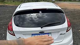 Ford Fiesta 1.6 16V Flex Aut. 5P 2015