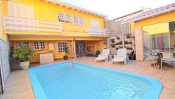 Casa Para Venda - 254M², 4 Dormitórios, Sendo 3 Suites, 5 Vagas - Espirito Santo