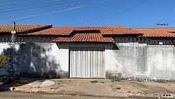 Alugo Casa Com 2/4 E Uma Vaga De Garagem Proximo O Terminal Garavelo