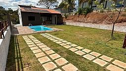 Casa De Alto Padrão No Lago Corumba Iv Em Alexania Goias.  N°:170T70Q