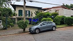 Lindo Sobrado Com Vários Ambientes E Piscina