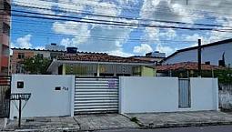 Casa Para Alugar Com 3 Quartos Bancários