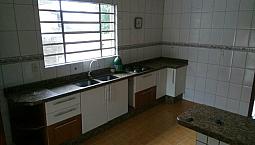 Casa Com 3 Quartos ( Zap 48 98442 5724 )