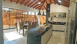 Casa De Condomínio Sobrado Para Venda Tem 175 Metros Quadrados Com 4 Quartos
