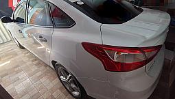 Ford Focus Sedan 2.0 16V/2.0 16V Flex 4P Aut. 2015