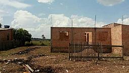 Vendo Ou Troco 2 Terreno C Uma Casa Em Construçao Bairro Planalto 30.000