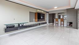 Apartamento Para Aluguel Tem 126 Metros Quadrados Com 3 Quartos Em Mont Serrat - Porto Ale