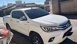 Toyota Hilux Cd Srx 4X4 2.8 Tdi 16V Diesel Aut. 2016
