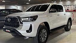Toyota Hilux Cd Srx 4x4 2.8 Tdi 16v Diesel Aut. 2024