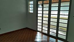 Casa 02 Dormitórios, Carioca