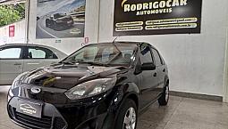 Ford Fiesta Sedan 1.6 Flex Completo 