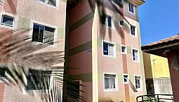Excelente Apartamento De 2 Quartos, No 1º Andar ( Alguns Lances De Escadas ) Em Curitiba N