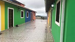 Casa Em Serra Negra, Com 3 Qtos C/Suite (800 A 6500)