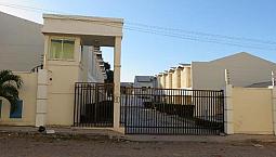 Duplex Com 03 Quartos No Mondubim