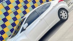 Hyundai Elantra Gls 1.8 16V Aut. 2013