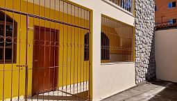 Alugo Casa Em Cobilândia.