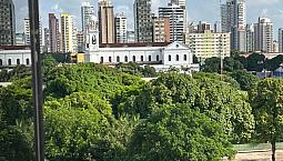 Apartamento De 2 Quartos, Ótima Localização, Próximo À Basílica. 