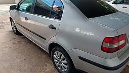 Volkswagen Polo Sedan 1.6 Mi 101Cv 8V 4P 2004