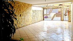 Casa Linda Nova Em Cachoeiro / Nunes *
