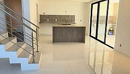 Casa Para Venda De 3 Quartos Com 168 M² Frente Mar Em Morada Do Sol - Vila Velha - Es