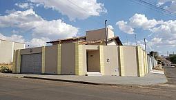 Casa De 3 Quartos Sendo 1 Suíte Para Alugar No Setor Sul Jamil Miguel Em Anápolis