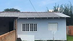 Aluga Se: Casa 