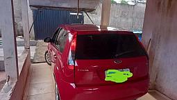 Carro Ford Fiesta