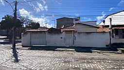 Casa À Venda: 3/4 (1 Suíte + Closet) 