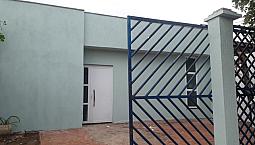 Alugo Casa