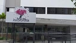 Condomínio Portal Dos Jacarandás