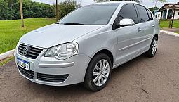 Volkswagen Polo Sedan 1.6 Mi Total Flex 8V 4P 2011
