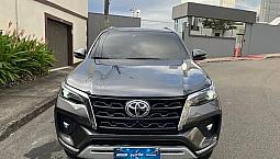 Toyota Hilux Sw4 Srx 4X4 2.8 Tdi 16V Dies. Aut. 2024