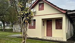 Casa No Centro De Águas Mornas - Sc