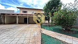Casa Com 3 Quartos A Venda, 560M² - Setor Marista