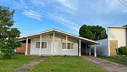 Alugo Uma Casa No Condomínio Vila Da Eletronorte  Setor Oeste Possui  Com 3 Quartos Em Ele